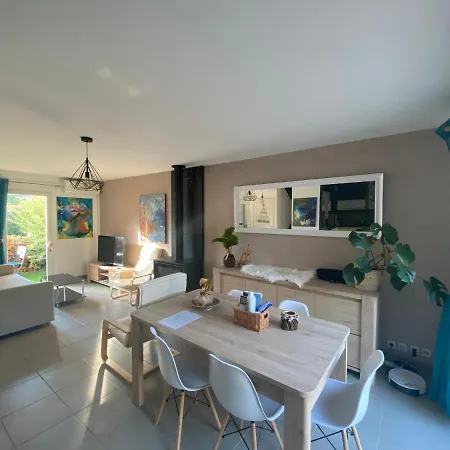 Villa 91M2 Climatisee, Proche Plage Avec Jardin Roquebrune-sur-Argens Exterior photo